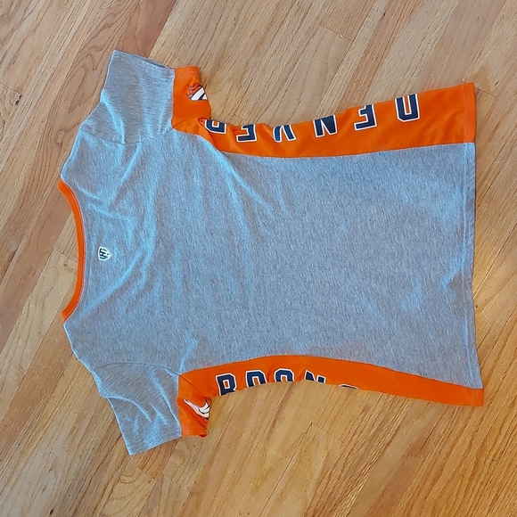 Hands High Denver Bronco Tee - Picture 8 of 13